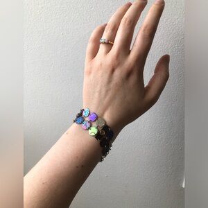 Holly Yashi iridescent niobium floral bracelet in vibrant purple and blue  🦋